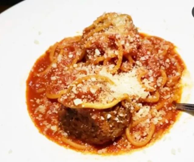 Spaghetti & Meatballs.